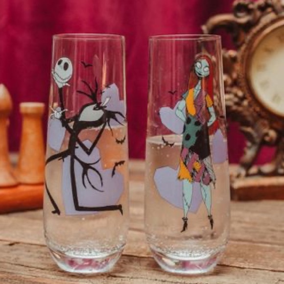 Disney Nightmare Before Christmas Jack and Sally Fluted Glassware Set of 2 NIP - Picture 4 of 4